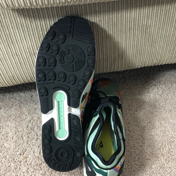 Adidas eqt shoes - Picture 3 of 3